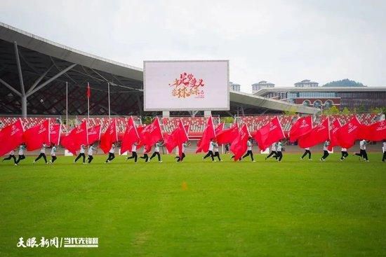 瓜迪奥拉因将车停在双黄线上 被处以60镑罚单《太阳报》消息，曼城主帅瓜迪奥拉因为将车停在双黄线上三个小时时间，被处以了60镑罚单。